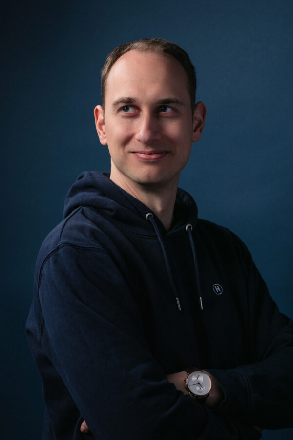 Simon Pröber, Attention Lead
